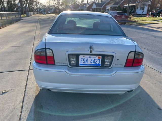 car_image_202x236
