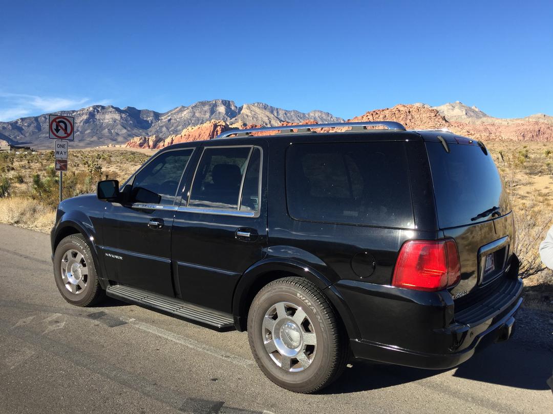 Lincoln_Navigator 