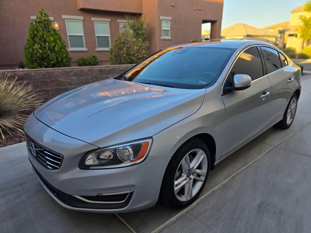Volvo_S60 