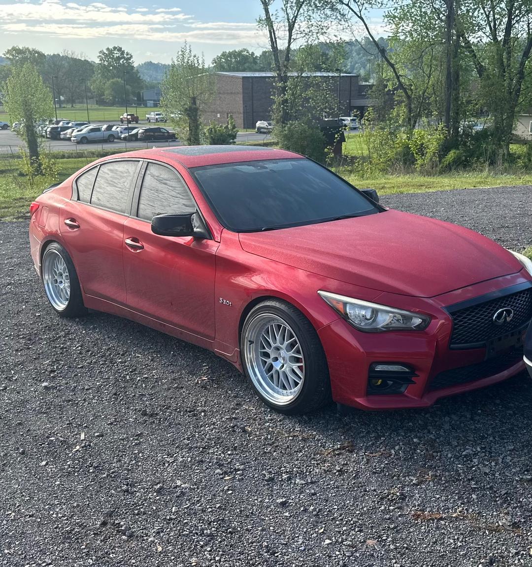 INFINITI_Q50 