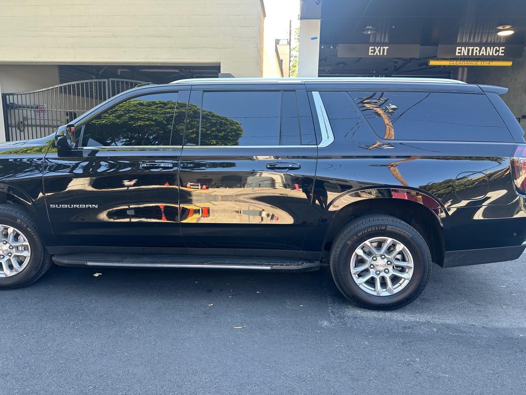 Chevrolet_Suburban 