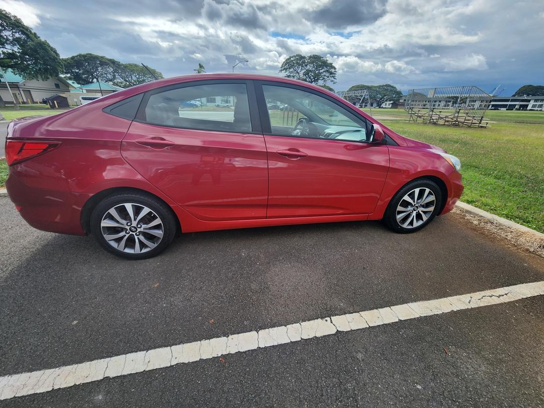 Hyundai_Accent 